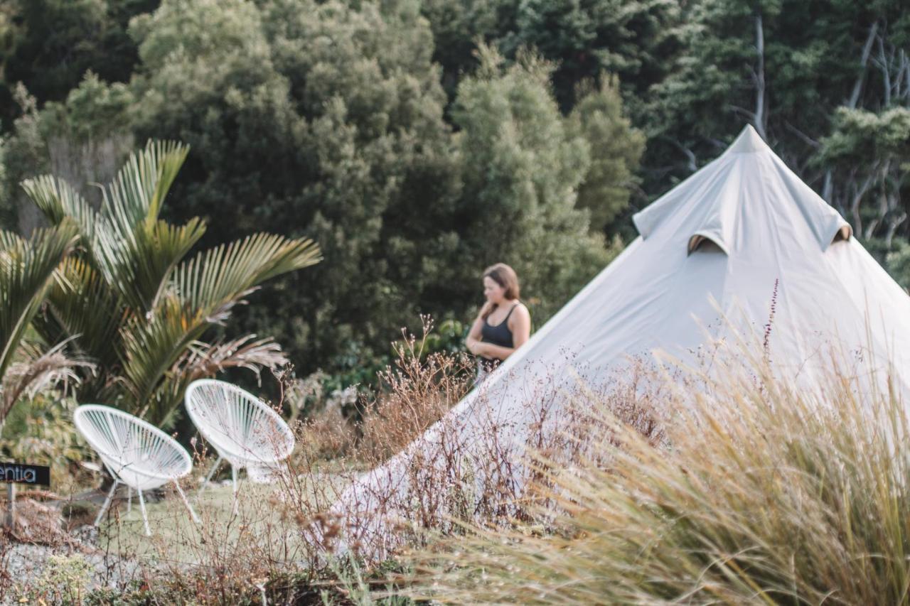 Aotearoa Surf Eco Pods Hotel Te Arai Exterior photo