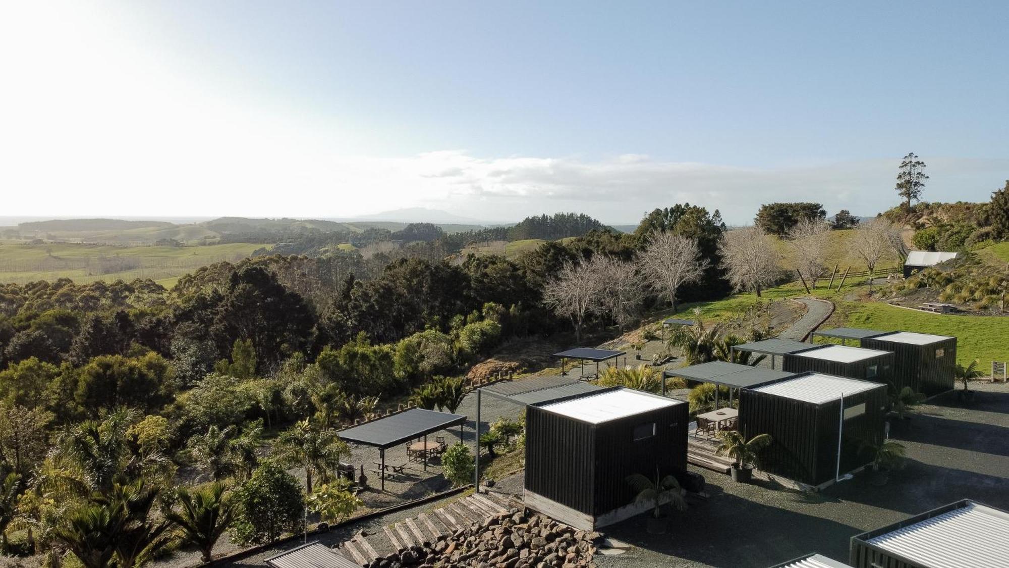 Aotearoa Surf Eco Pods Hotel Te Arai Exterior photo