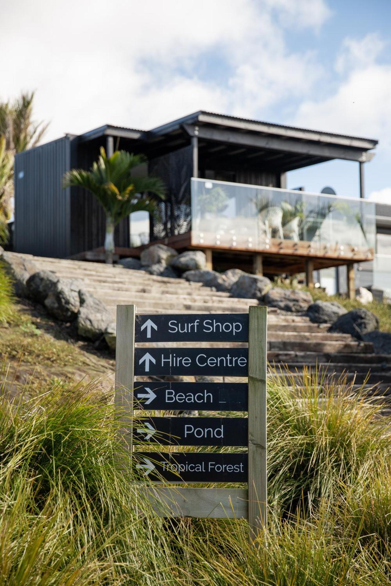 Aotearoa Surf Eco Pods Hotel Te Arai Exterior photo